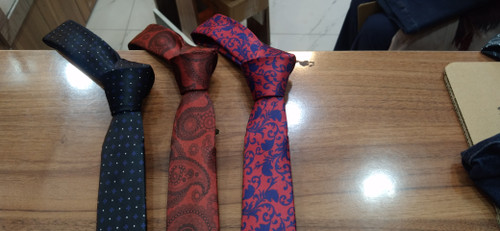 کراوات طرح دار